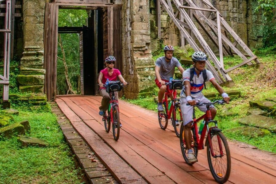 Siem Reap Bike Tour 3 Days Kampong Phluk, Angkor Temples